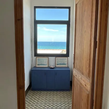 Espectacular Casa Indiana En Primera Linea De Mar Vilassar De Mar
