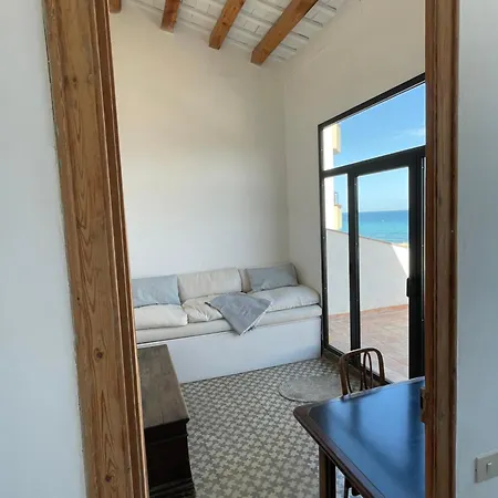 Espectacular Casa Indiana En Primera Linea De Mar Villa *